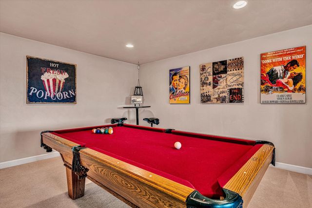 2120 River Oaks DR, Salem, VA 24153