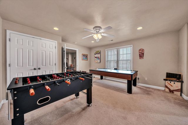 2120 River Oaks DR, Salem, VA 24153