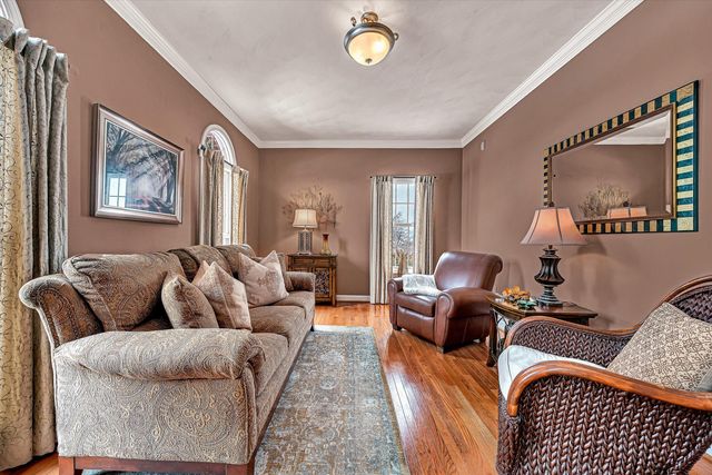 2120 River Oaks DR, Salem, VA 24153