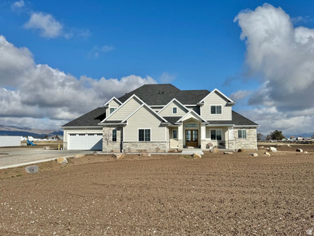 5286 W 10800 N, Tremonton, UT 84337