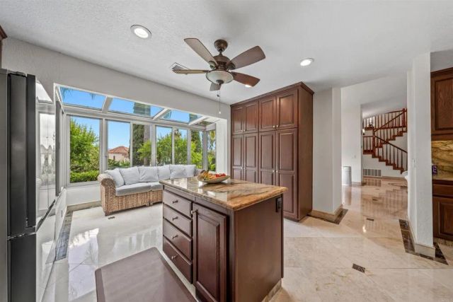 10042 Resmar Court, La Mesa, CA 91941