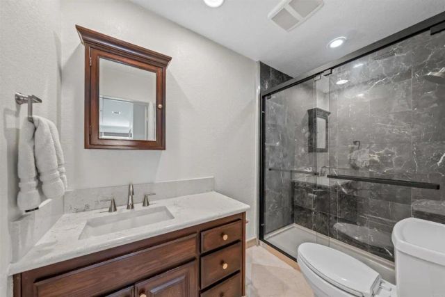 10042 Resmar Court, La Mesa, CA 91941