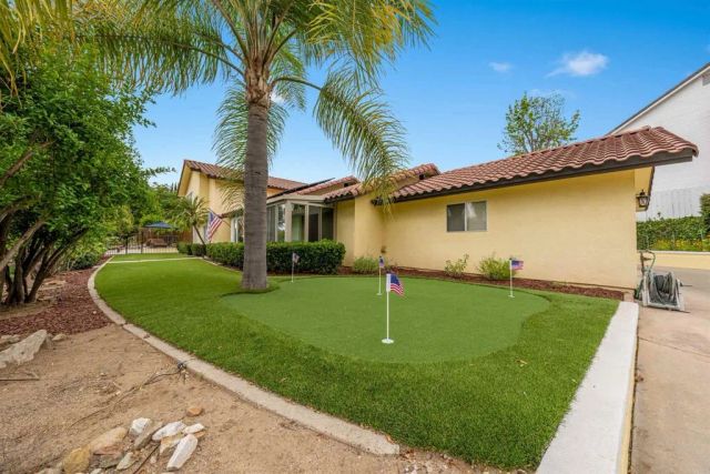 10042 Resmar Court, La Mesa, CA 91941