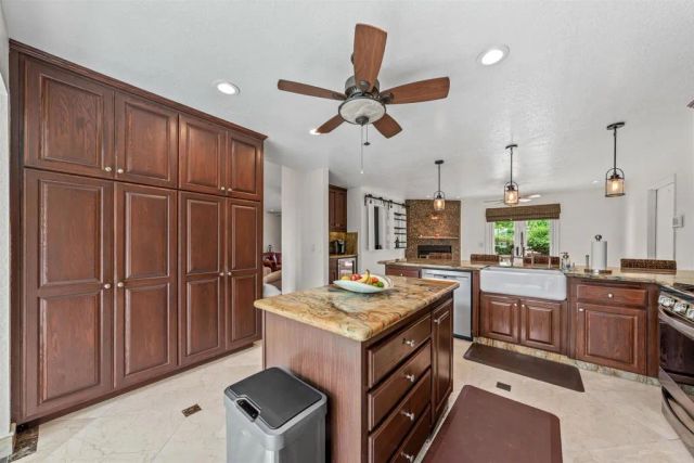 10042 Resmar Court, La Mesa, CA 91941