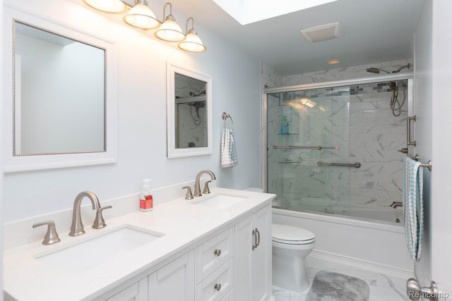 9026 Woodside Road, Salem Township, MI 48167