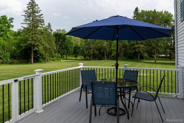 9026 Woodside Road, Salem Township, MI 48167