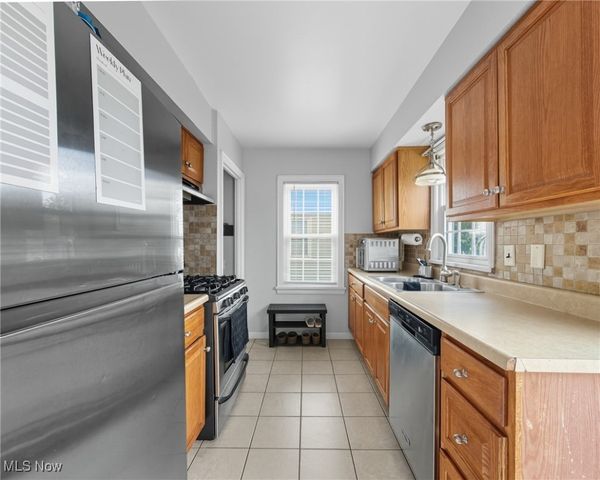 753 Packard Street NW, Warren, OH 44483