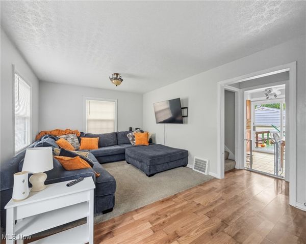 753 Packard Street NW, Warren, OH 44483