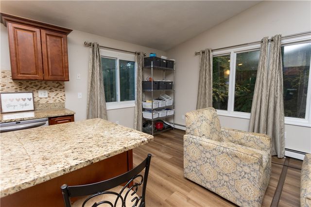 986 Knotty Oak Road, Coventry, RI 02816