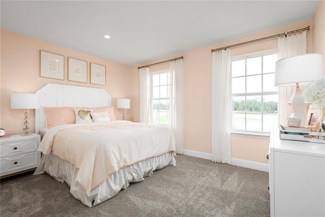 5004 BEAR LAKE LOOP, Deland, FL 32724
