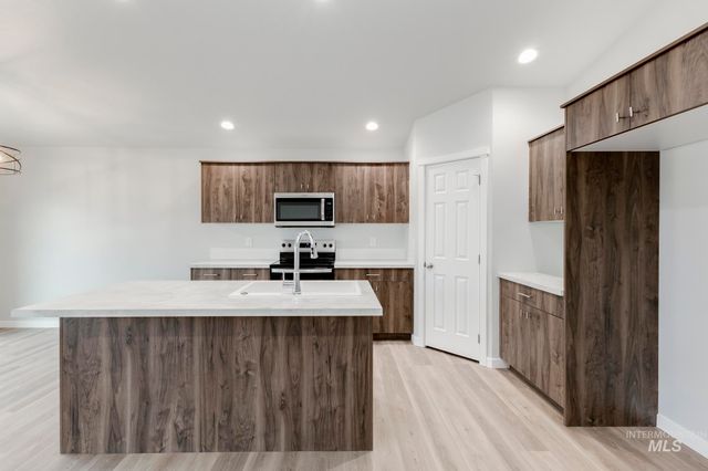 113 Idalou Way, Caldwell, ID 83605