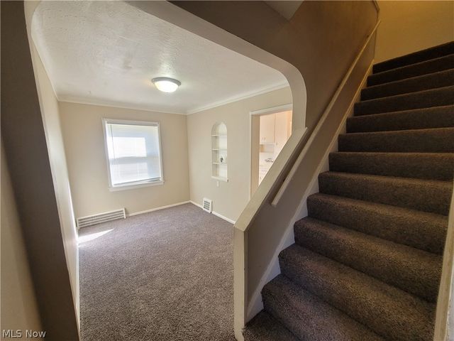 255 E 250th Street, Euclid, OH 44132