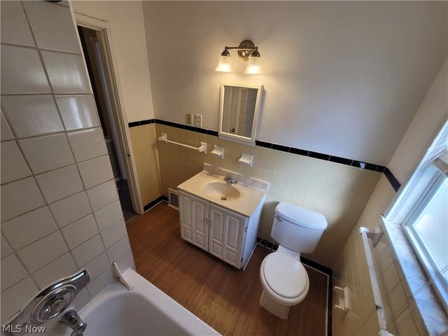 255 E 250th Street, Euclid, OH 44132