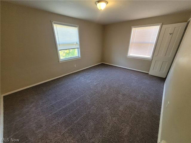 255 E 250th Street, Euclid, OH 44132