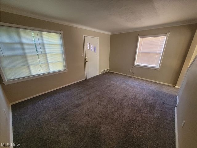 255 E 250th Street, Euclid, OH 44132