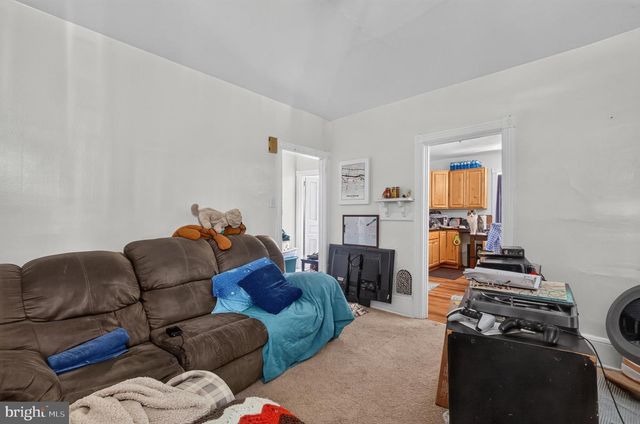 155 WASHINGTON AVE, Phoenixville, PA 19460