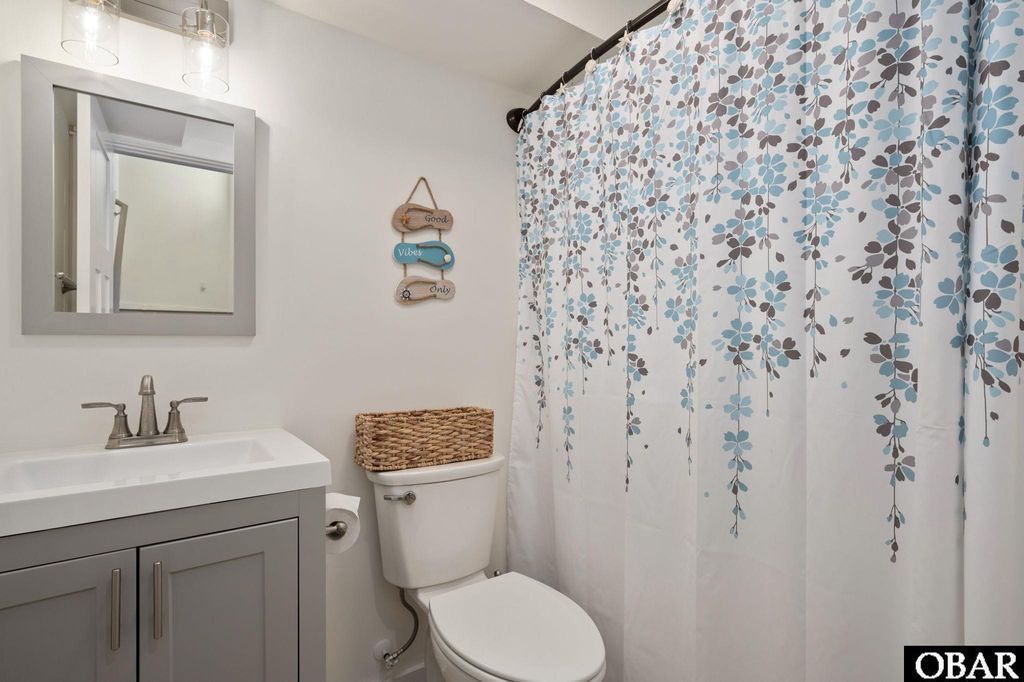 Image 27 of property listing at 8723 A S Old Oregon Inlet Road Lot 3, Nags Head, NC 27959