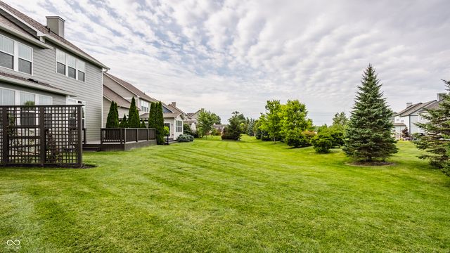 12674 Moonseed Drive, Carmel, IN 46032