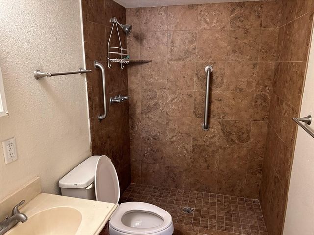 5602 Sundown Lane, Garland, TX 75043
