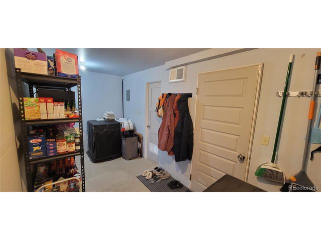 8246 Manitou Springs Rd, Blanca, CO 81123