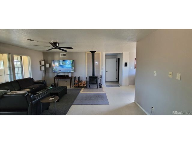 8246 Manitou Springs Rd, Blanca, CO 81123