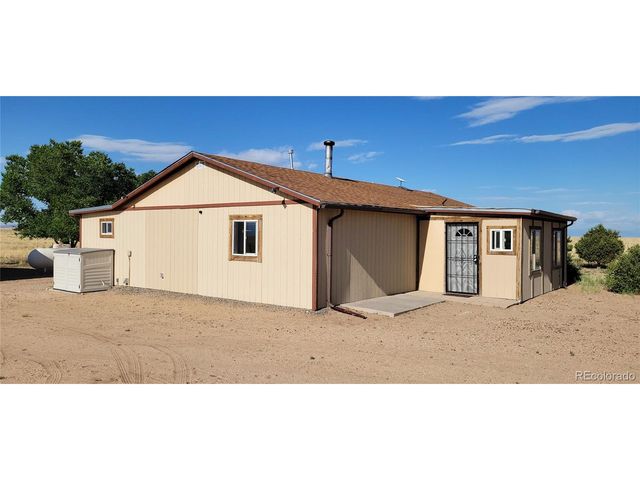 8246 Manitou Springs Rd, Blanca, CO 81123