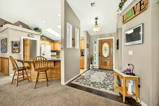 221 Lauer Way, Grants Pass, OR 97526