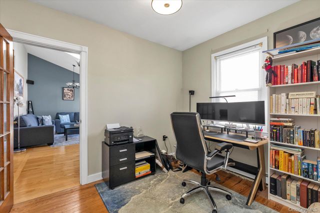 117 Avenue B, West Babylon, NY 11704