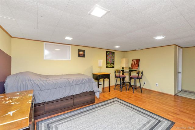 117 Avenue B, West Babylon, NY 11704