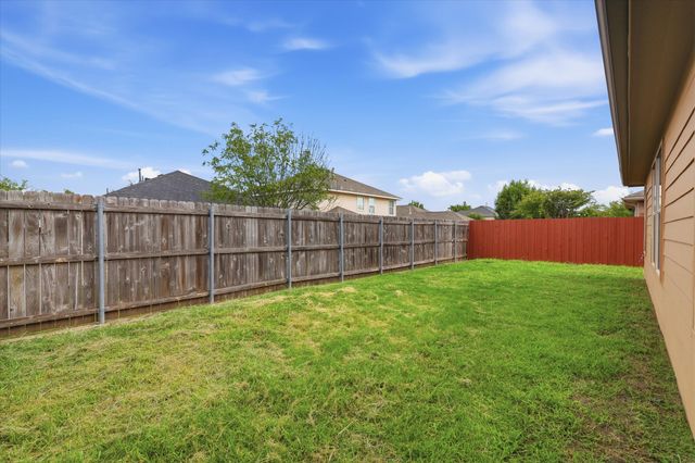 506 Hackberry Drive, Fate, TX 75087