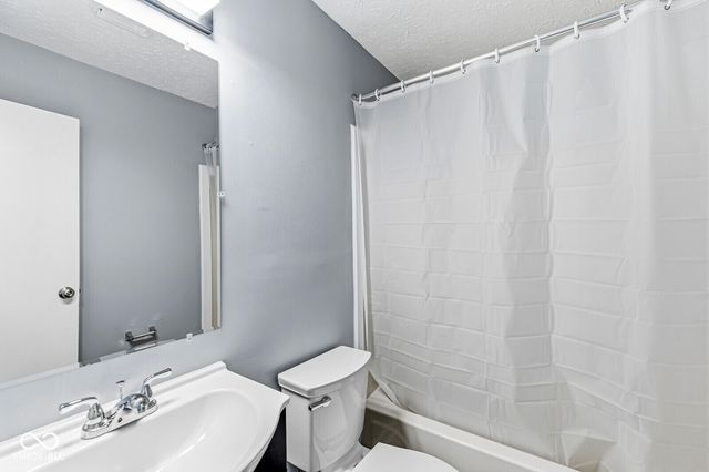 9848 Haven Court, Indianapolis, IN 46235