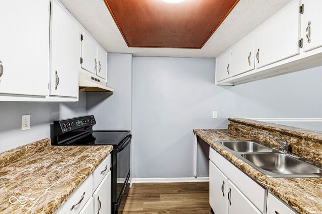 9848 Haven Court, Indianapolis, IN 46235