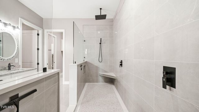 563 Pleasant Valley Road, Jonesborough, TN 37659