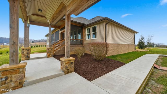 563 Pleasant Valley Road, Jonesborough, TN 37659