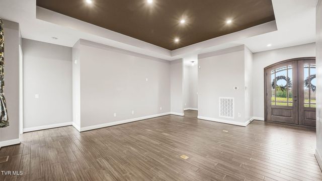 563 Pleasant Valley Road, Jonesborough, TN 37659