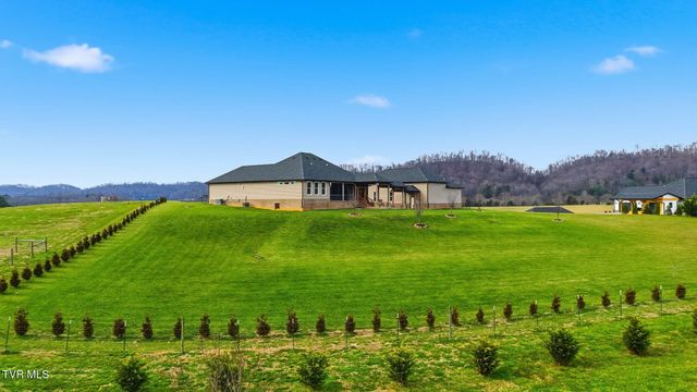 563 Pleasant Valley Road, Jonesborough, TN 37659