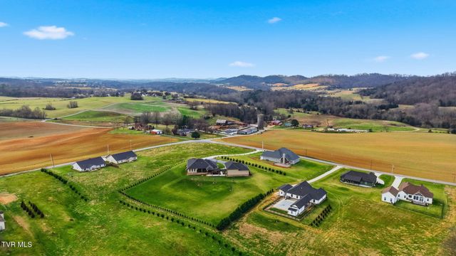 563 Pleasant Valley Road, Jonesborough, TN 37659