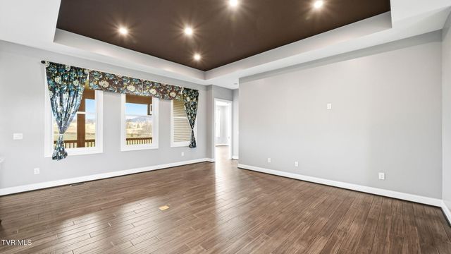 563 Pleasant Valley Road, Jonesborough, TN 37659