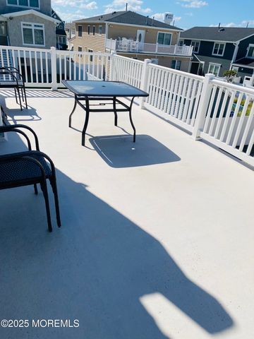 19 Diane Lane, Ortley Beach, NJ 08751