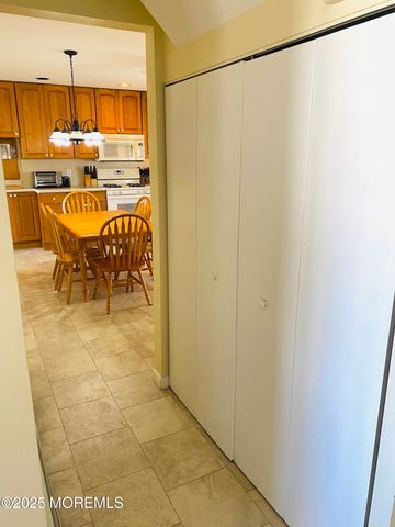 19 Diane Lane, Ortley Beach, NJ 08751