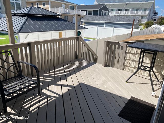 19 Diane Lane, Ortley Beach, NJ 08751