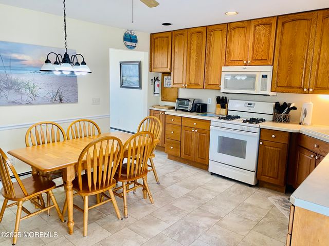19 Diane Lane, Ortley Beach, NJ 08751