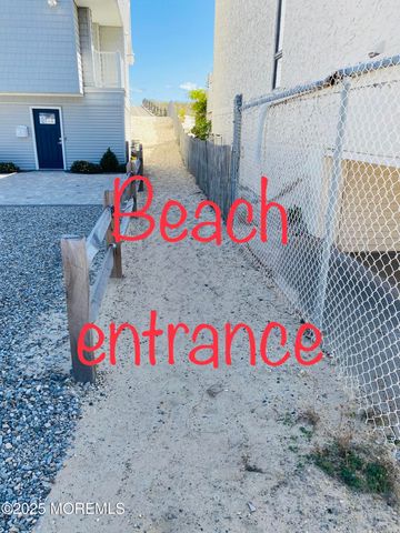 19 Diane Lane, Ortley Beach, NJ 08751