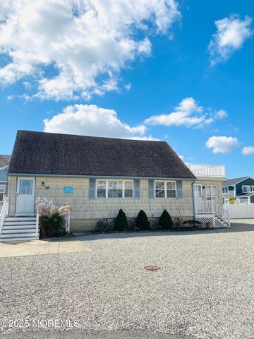 19 Diane Lane, Ortley Beach, NJ 08751