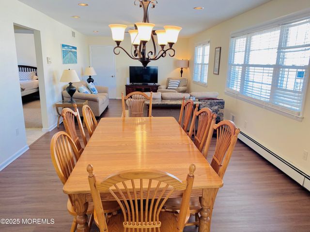 19 Diane Lane, Ortley Beach, NJ 08751
