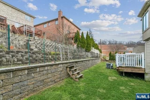 341B E Columbia B, Palisades Park, NJ 07650