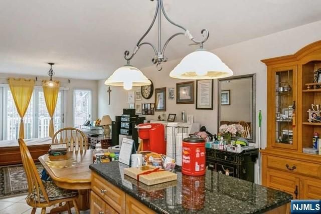 341B E Columbia B, Palisades Park, NJ 07650