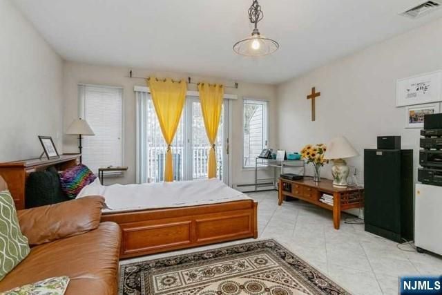 341B E Columbia B, Palisades Park, NJ 07650