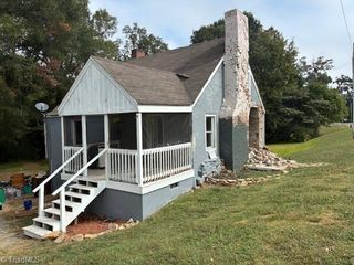 607 Oakview Road, High Point, NC 27265