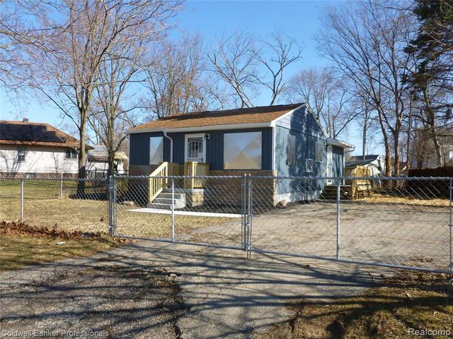 2908 Douglas Avenue, Flint, MI 48506